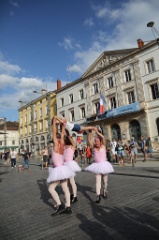 Lacher de Ballerines 1 * 5760 x 3840 * (7.78MB)